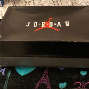 Air Jordan retro/ white/ black concords